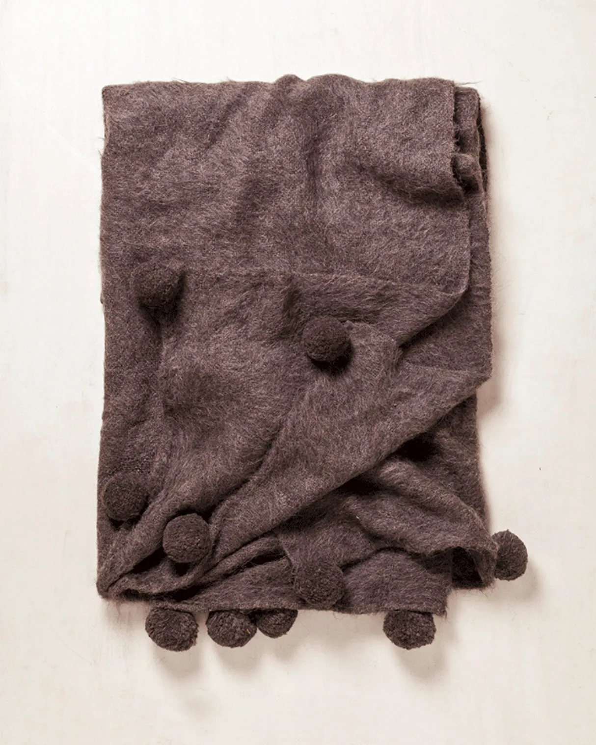 Awanay Otoño Llama Wool Throw with PomPoms - Taupe Brown