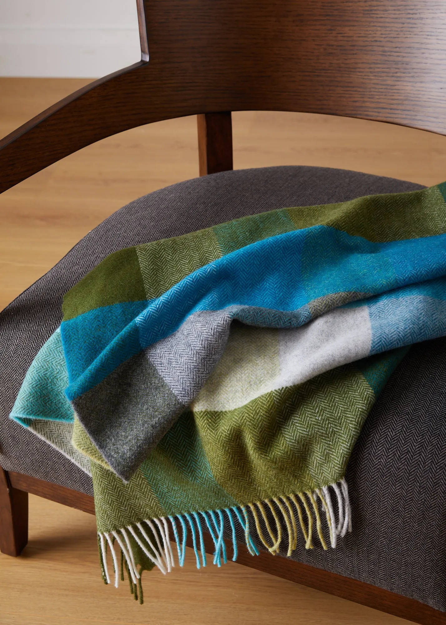 Foxford Neale Lambswool Comfort Throw