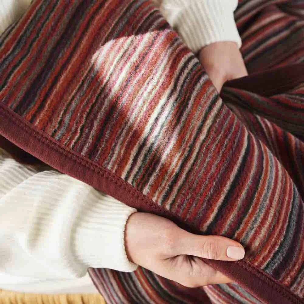 Ibena Malang Luxury Blanket - Burgundy Stripe