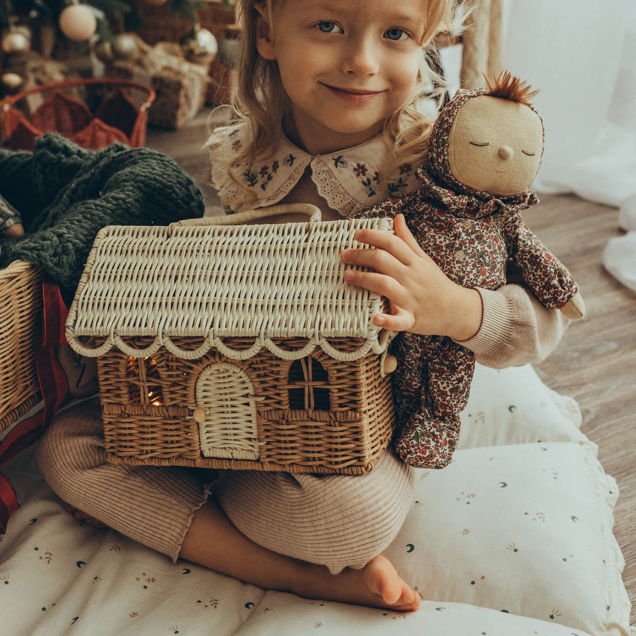 Olli Ella Rattan Gingerbread Casa Clutch / Natural & Straw