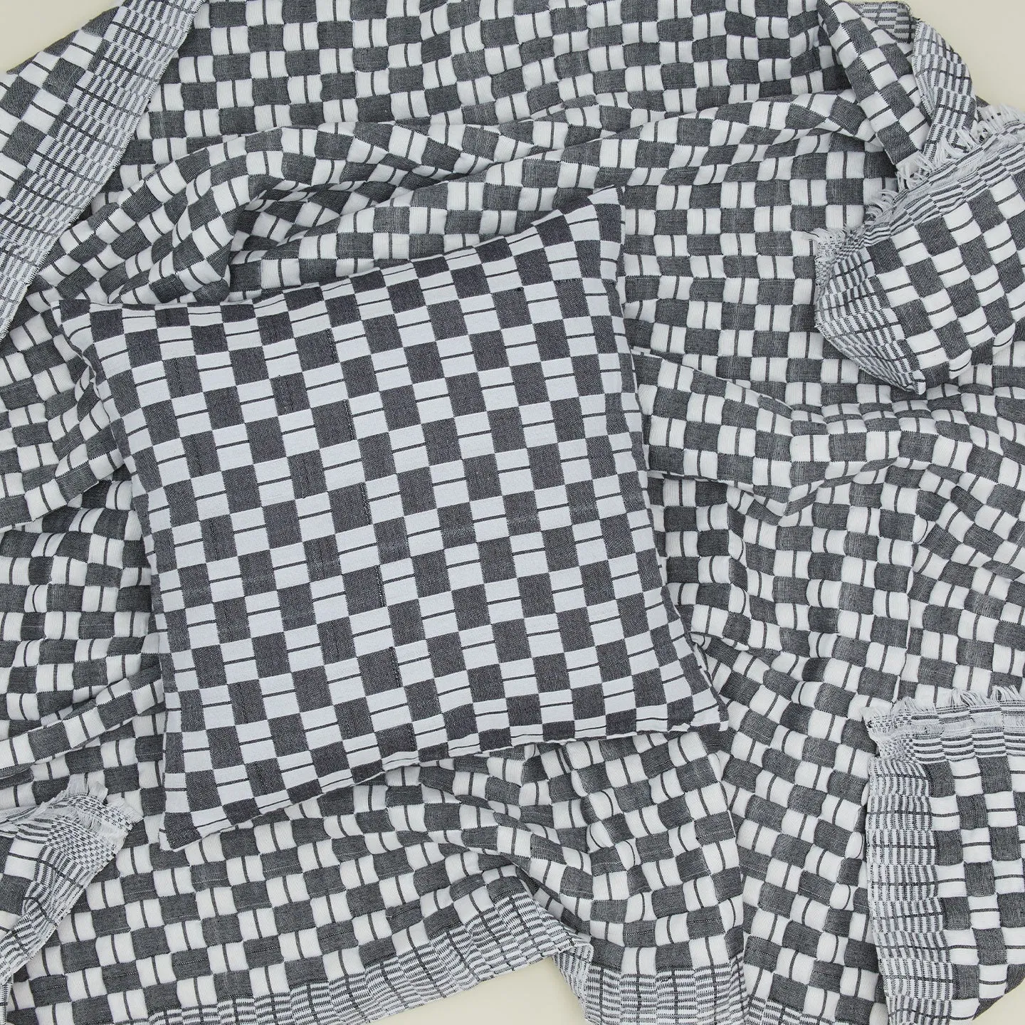 Quilted Checkered Throw - Black/White Checkered