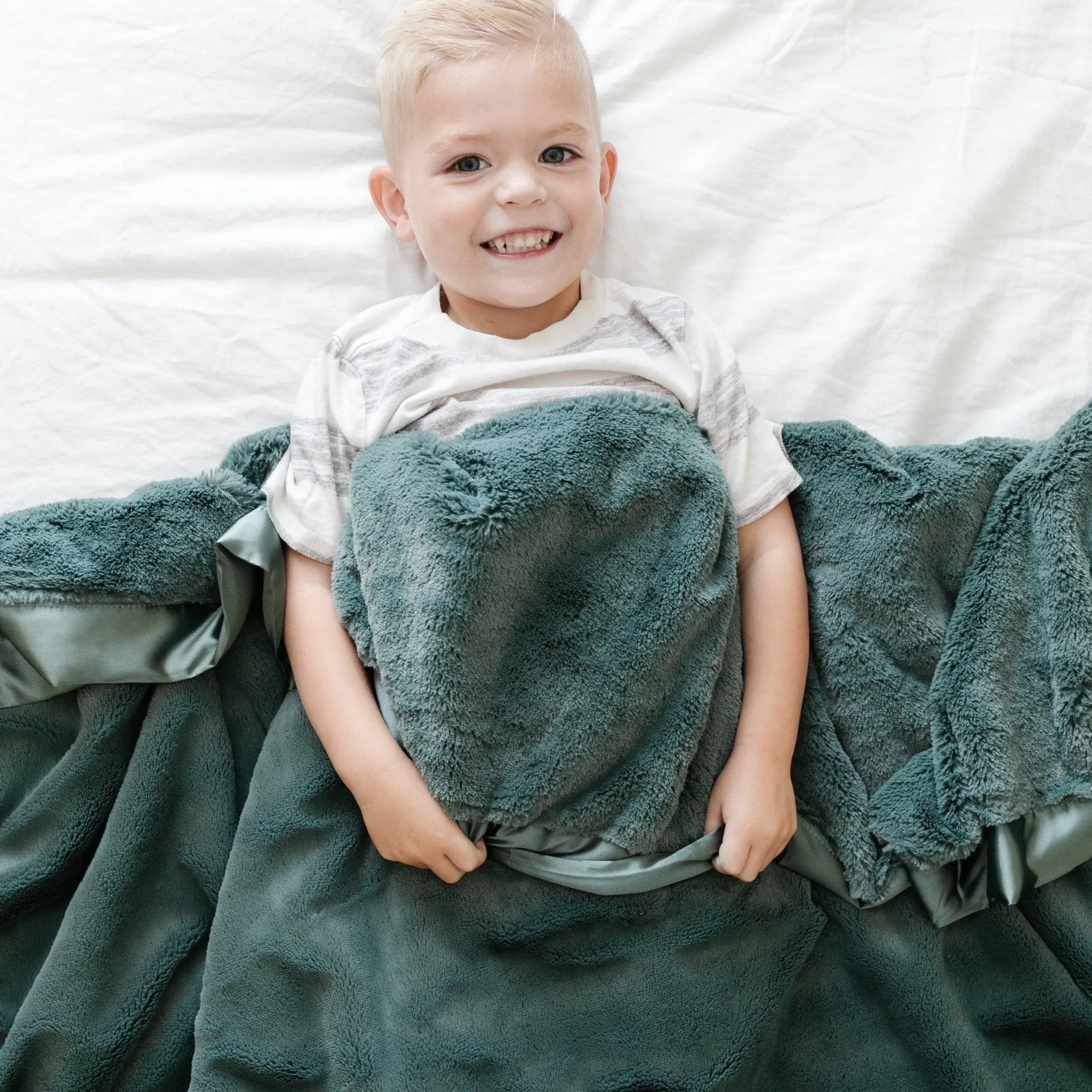 SATIN BORDER TODDLER BLANKETS