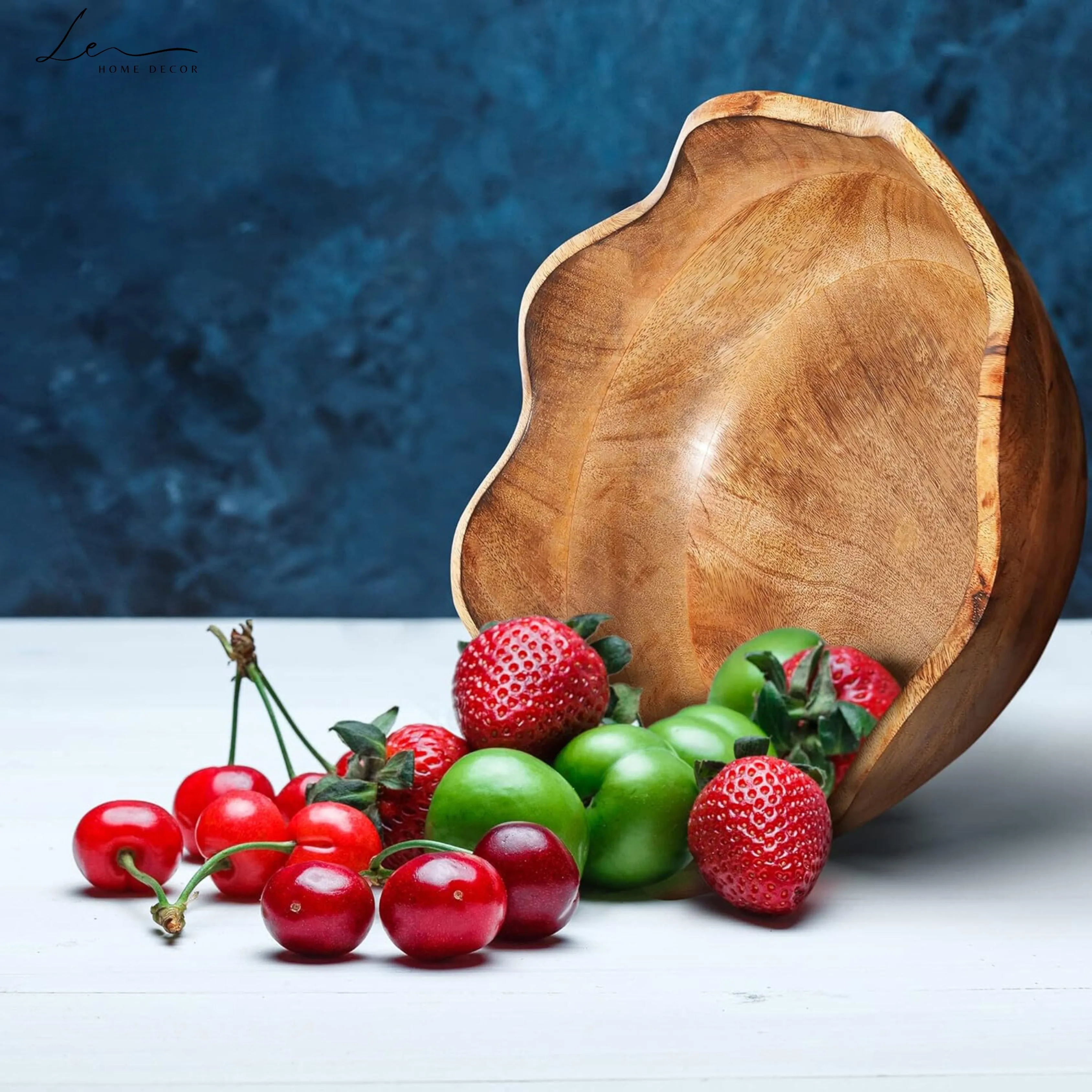 Wooden Scalloped Fruit Bowl