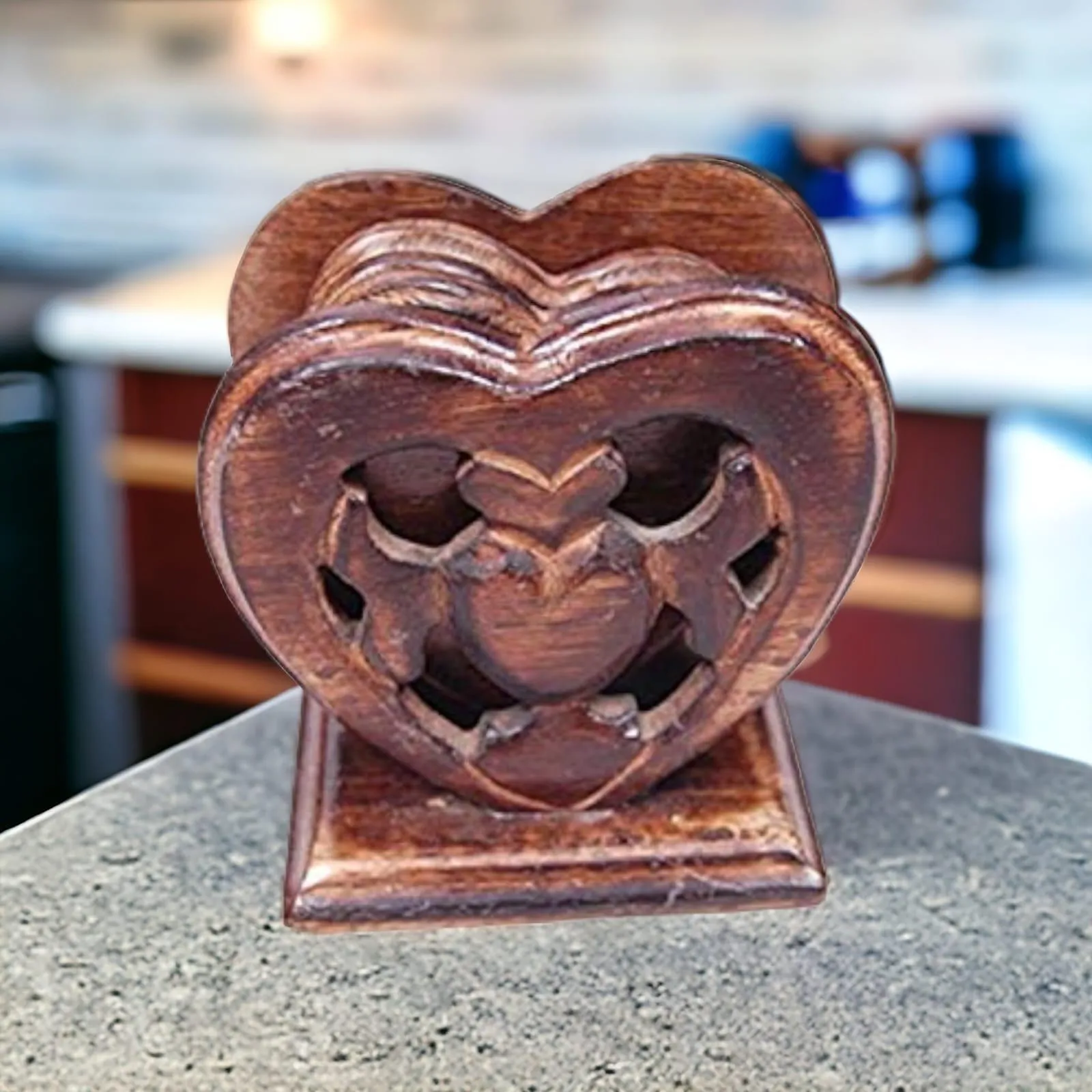 Wooden Twist Heart-Shaped Mango Wood Tea Coaster ( Set of 6 )